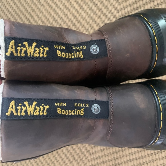 Doc Martin AirWair Boots 🥾 - Picture 6 of 7